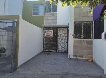 Casa de 3 habitaciones, Zapopan · Casa con 3 Recámaras de 72 m² en Renta en Valle de San Nicolás
