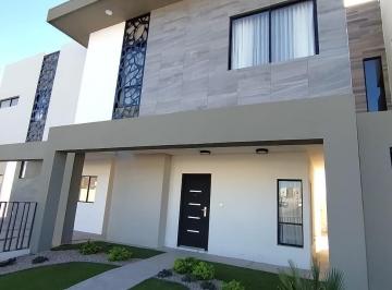 Casa · 105m² · 3 Recámaras · 2 Estacionamientos · Hermosas Casas Nuevas en Venta en Zona de Privadas Campestre - (4)