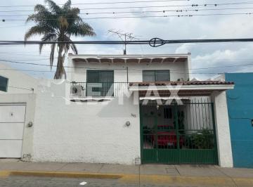 Casa · 286m² · 4 Recámaras · 1 Estacionamiento · Casa en Venta en Chapala - (4)