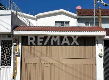 Casa · 68m² · 2 Recámaras · 1 Estacionamiento · Casa en Venta en La Colonia Valle del Rey - (4)