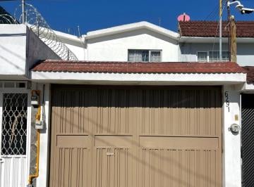 Casa · 68m² · 2 Recámaras · 1 Estacionamiento · Casa en Venta en La Colonia Valle del Rey - (4)