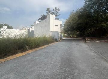 Terreno / Lote , Temixco · Terreno Plano en Privada con Vigilancia Entorno Arbolado Lomas de Cuernavaca