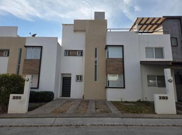 Casa en condominio de 3 habitaciones, Jesús María · Se Renta Casa Zona Tec de Monterrey en Aguascalientes