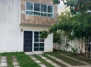 Casa de 3 habitaciones, Solidaridad · Hermosa Propiedad Ubicada en Residencial Playa Azul, Playa del Carmen, Quintana Roo.