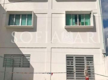 Oficina , Benito Juárez · Edificio Comercial en Venta a 20 m de La Av Huayacán, Cancún