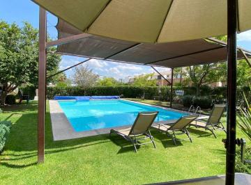Casa de 3 habitaciones, Querétaro · Casa en Venta Juriquilla, Cumbres del Lago, 3 Recs. 2.5 Baños, Sala Tv, Estudio/oficina, Cto Servic