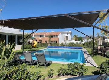 Casa de 3 habitaciones, Querétaro · Casa en Venta Juriquilla, Cumbres del Lago, 3 Recs. 2.5 Baños, Sala Tv, Estudio/oficina, Cto Servic