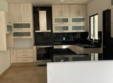 Casa de 3 habitaciones, Querétaro · Casa en Venta Juriquilla, Cumbres del Lago, 3 Recs. 2.5 Baños, Sala Tv, Estudio, Cto Servicio