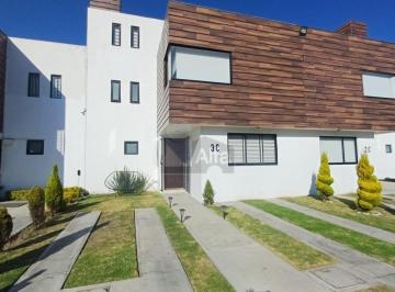 Foto 1 · Casa en Venta Cerca de Galerías Metepec Maples II Mexicaltzingo 3 Recámaras