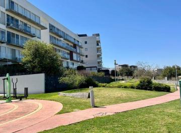 Departamento · 120m² · 3 Recámaras · 2 Estacionamientos · Departamento con Vista Al Campo de Golf en Zibata