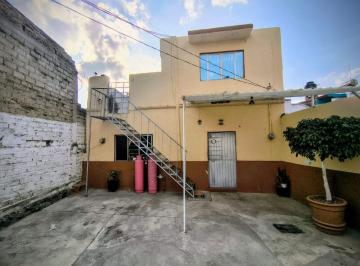 Casa de 3 habitaciones, Guadalajara · Casa en Venta con Departamento Independiente