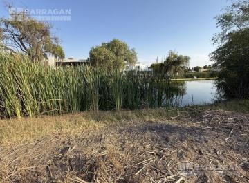 Terreno / Lote · 1123m² · Terreno con Vista Al Lago en Exclusivo Fraccionamiento El Campanario