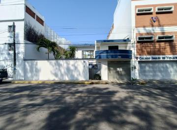Casa · 345m² · 6 Recámaras · 2 Estacionamientos · Jardines de Mocambo Boca del Rio Cp 94299