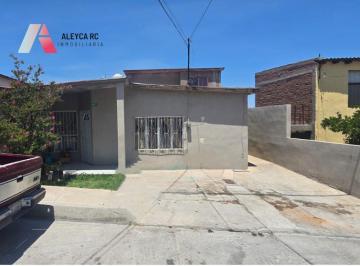 Casa · 149m² · 4 Recámaras · 2 Estacionamientos · Casa en Campesina