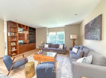Casa en Venta en Paseo de las Lomas · Casa en Venta en Paseo de Las Lomas