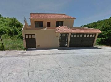 Casa de 4 habitaciones, Santa María Huatulco · Increible Propiedad en Venta Ubicada en Huatulco, Oaxaca