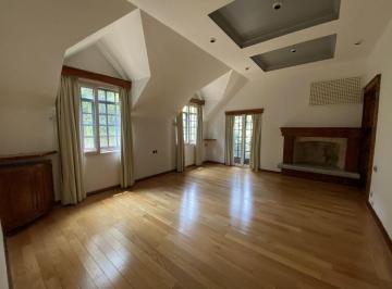 35ba582299e50795226e2884f4dcd9915b81b10a22eb24bce7d90dcfb2dffac5 · Casa en Venta - Renta Bosques de Las Lomas