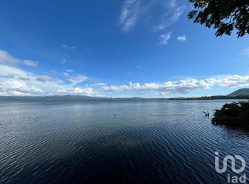 Terreno / Lote · 2048m² · Terreno en Venta de 2,048 m² con Acceso Directo Al Lago de Catemaco, Veracruz