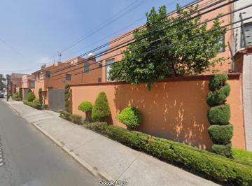 Casa de 3 habitaciones, Coyoacán · Casa en Venta Ubicada en El Mirador, Coyoacán