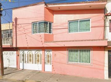 Casa de 4 habitaciones, Nezahualcóyotl · C. Gallo Colorado, Benito Juárez, Nezahualcoyotl, México