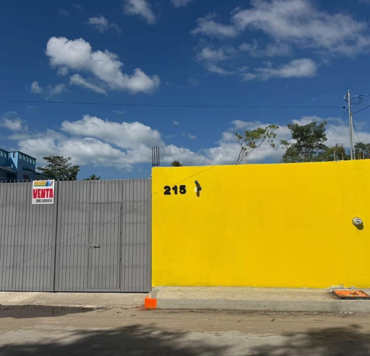 Commercial Warehouse Located 3 Minutes from Refinery and Seaport