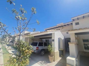 Casa de 3 habitaciones, León · Casa en Venta Mayorazgo