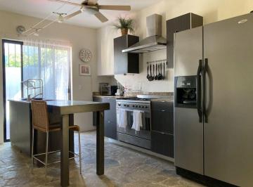 Departamento de 2 habitaciones, Santa María Huatulco · Departamento, en La Crucecita, Centro Turístico de Huatulco, en Venta.