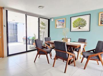 Casa Venta de 4 habitaciones · Casa Remodelada en Chapalita 4 Recamaras