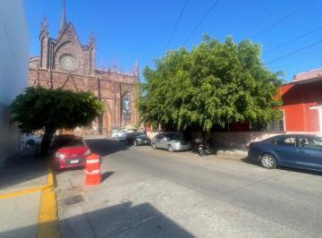 Local comercial · 371m² · Casa Comercial a Media Cuadra del Santuario Guadalupano