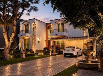 ad4dbe261daa3b684a370b8fe996462c10c5b30eec567e81996d35d3f51bbfa1 · Casa en Venta en Valle Real