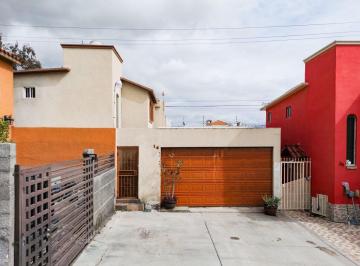 Casa de 3 habitaciones, Tijuana · Casa en Venta, Otay