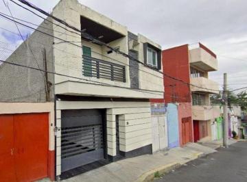 Casa de 4 habitaciones, Miguel Hidalgo · Venta de Casa en Coronel Letechipia 14, Daniel Garza, Miguel Hidalgo.