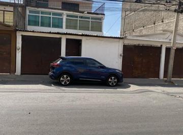 Casa de 4 habitaciones, Coacalco de Berriozábal · Casa en Venta en Rincon de Las Fuentes en Coacalco