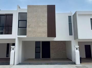 Casa de 3 habitaciones, Centro · Casa Joanna en Venta en Real Campestre