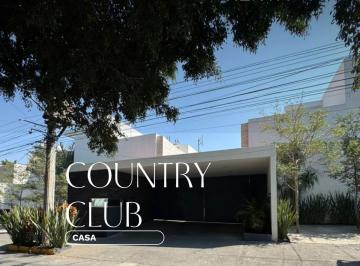 Casa de 3 habitaciones, Guadalajara · Casa con 3 Habitaciones en Renta en Country Club