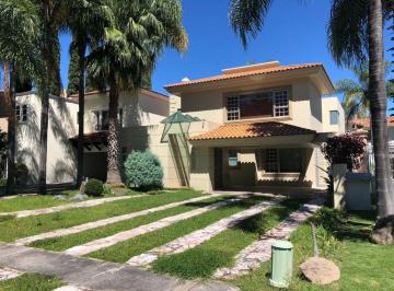 Casa de 3 habitaciones, Zapopan · Casa en Renta $57,000en Valle Real, Zapopan, Jalisco, México.