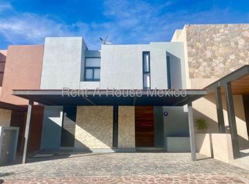 Casa de 3 habitaciones, Querétaro · Venta Casa | Querétaro | Altozano | 3 Recámaras Sala de Tv Cuarto de Servicio