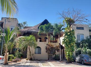 Casa · 280m² · 3 Recámaras · 2 Estacionamientos · Casa Amueblada en Lol Tún Playa del Carmen, Quintana Roo