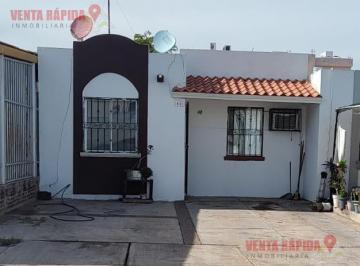 Casa · 48m² · 2 Recámaras · 2 Estacionamientos · Casa en Fraccionamiento La Conquista