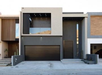 Casa · 250m² · 4 Recámaras · 4 Estacionamientos · Casa en Fraccionamiento Bosque Real