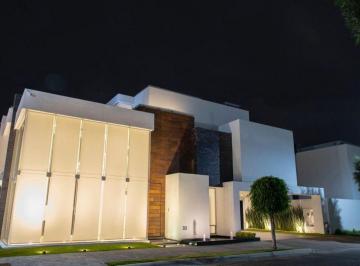 Casa de 4 habitaciones, San Andrés Cholula · En Renta Casa en Esquina Lomas de Angelópolis Puebla Blanca
