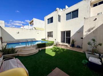 1 · Casa en Venta Dentro de Privada Hacienda Xcumpich Merida Yucatan