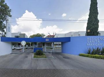 Casa en condominio de 3 habitaciones, Zapopan · Casa en Remate Bancario en Fraccionamiento Santa Margarita, a Unas Calles de Santa Margarita
