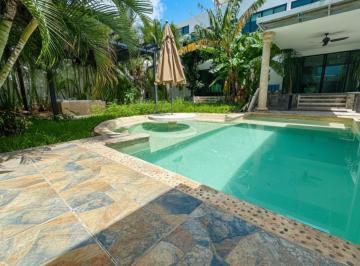 Casa de 4 habitaciones, Mérida · Casa con Alberca Privada, 3 Estacionamientos, Gym, Venta, Montebello, Mérida