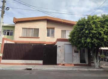 Casa de 3 habitaciones, Querétaro · Casa en Venta en Jardines de La Hacienda Querétaro