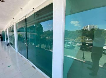 Local comercial · 40m² · Rento Variedad de Oficinas en Plaza Royal Kabah por Av Torres de 40 m²