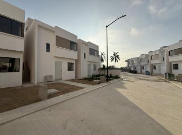 Casa · 2 Recámaras · 1 Estacionamiento · Residencias en Venta Colonia Jardines de Champayán