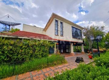 Casa · 1023m² · 7 Recámaras · 15 Estacionamientos · Venta de Casa Tipo Rancho en Puebla, Santa Rita Tlahuapan.