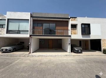 Casa de 3 habitaciones, San Pedro Cholula · Casas en Venta en Cholula, Puebla