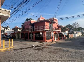 Edificio · 416m² · 3 Recámaras · 1 Estacionamiento · Edificio Comercial Venta en Zapote Gordo, Tuxpan, Ver.